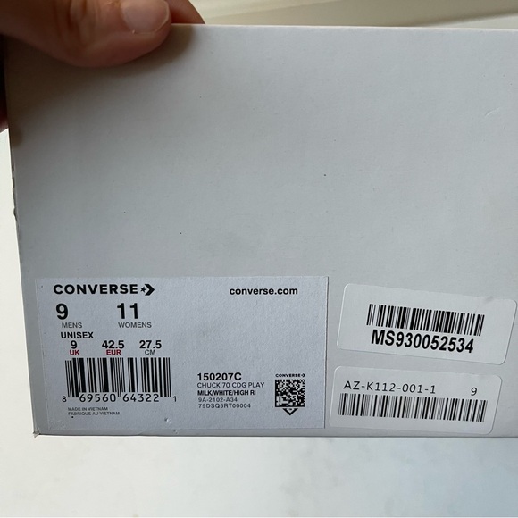 Comme des Garçons PLAY Converse Chuck Taylor All Star Peek-A-Boo Low-Top Sneaker - Picture 10 of 10